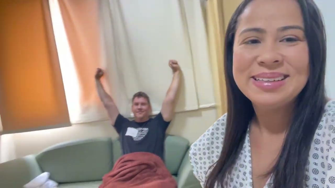 Elas chegaram! 2º DIA NA MATERNIDADE (GÊMEAS) 