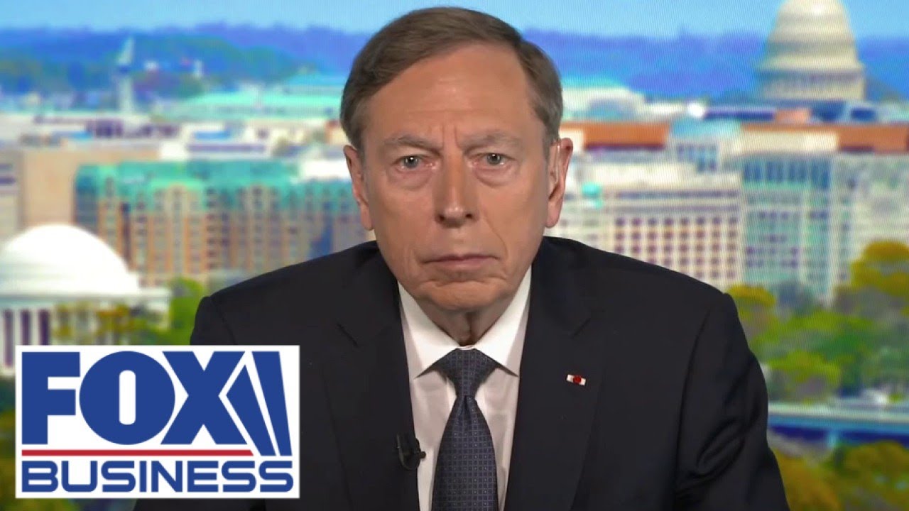 Former CIA director gives assessment on Russia's progress in Ukraine