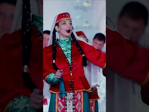 Национальная армянская песня
