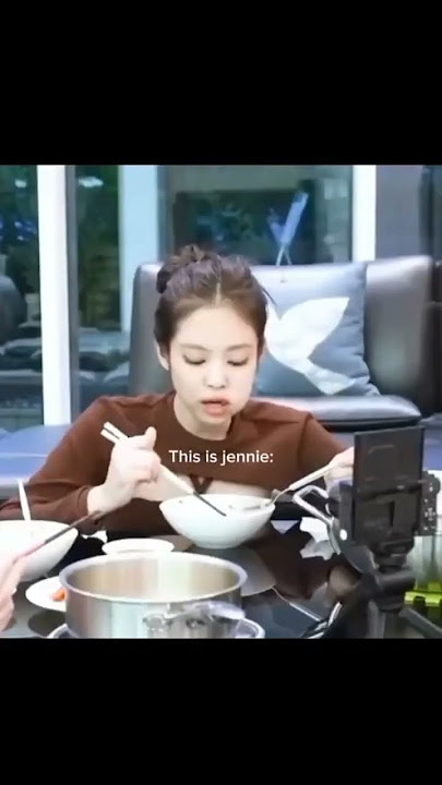 I'm missing old jennie to much, 🤧💗