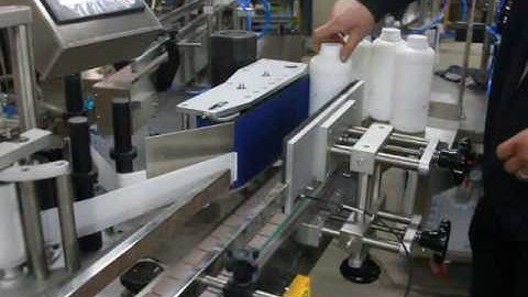 MT 200 automatic round bottle labeling machine