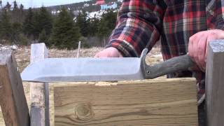 The best technique to chop wood with a knife