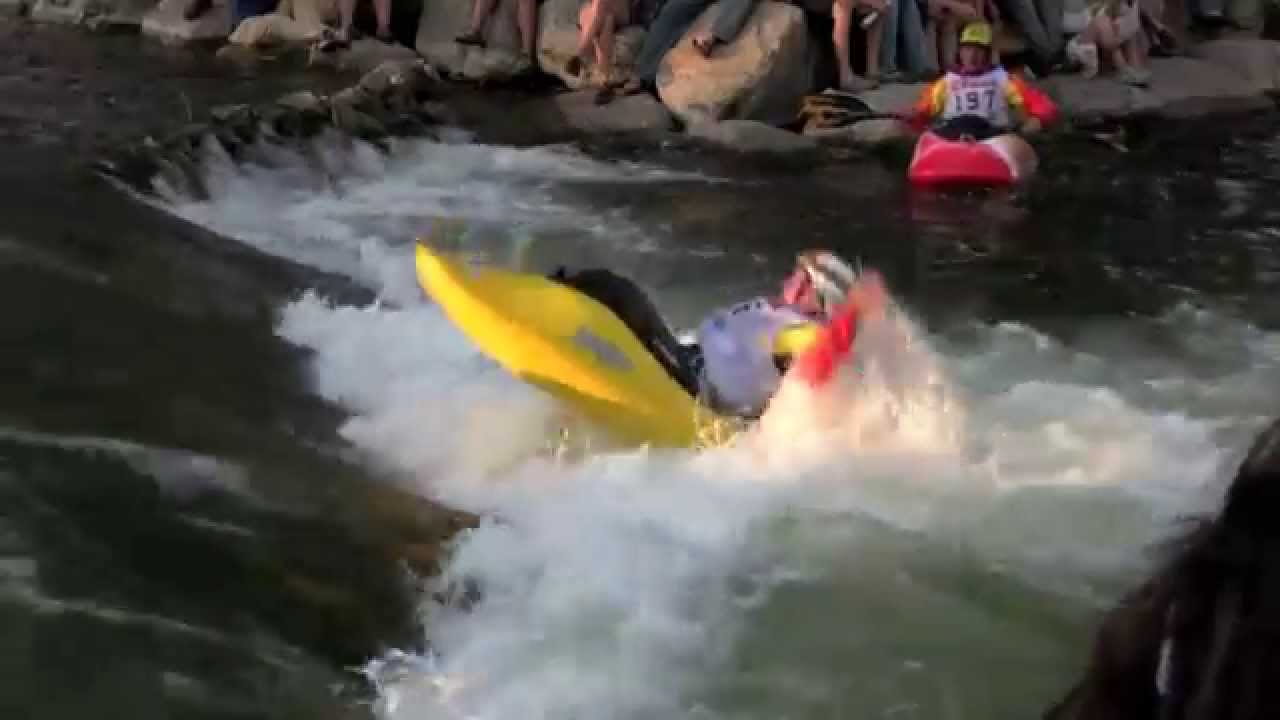 Freestyle Playboating Kayak Tricks Fibark 2012 Finals YouTube