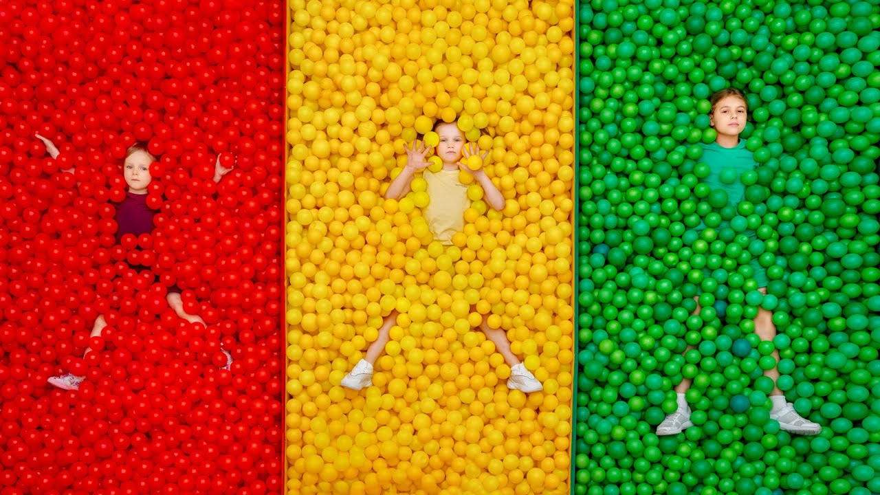 تحدي الالوان الثلاثة بالكرات البلاستيكية