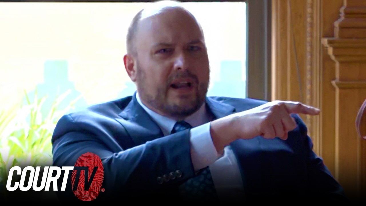 Lawyer Points Finger at Ex-Wife, Her Parents on Stand