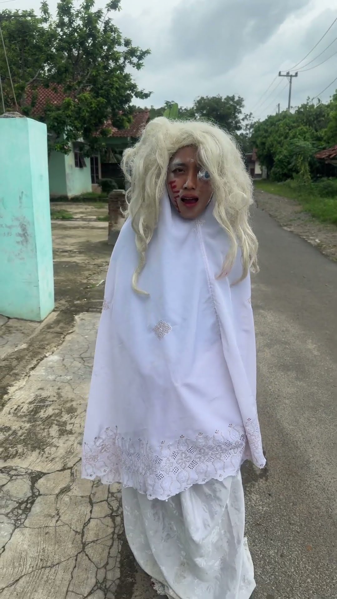 Vidio kocak dan gokil @nyaikembang1nyaikembang1 /hantu usil??