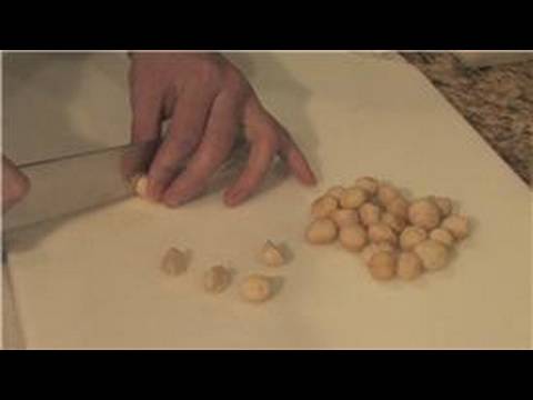 Cooking Techniques : How to Toast Macadamia Nuts