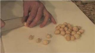 Cooking Techniques : How to Toast Macadamia Nuts