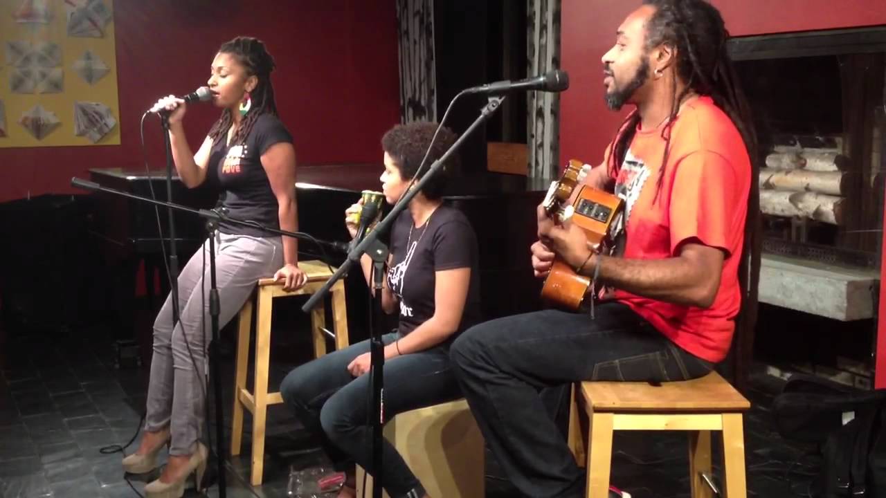 Movimentu Shokanti: Momente Maravilhoso by Nadia Alves