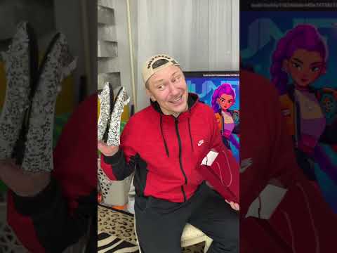 Саша влюбился в Руми из Хантрикс 😩