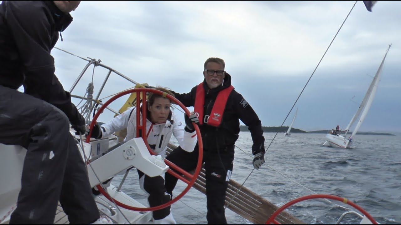 Renata Chlumska lär sig segla