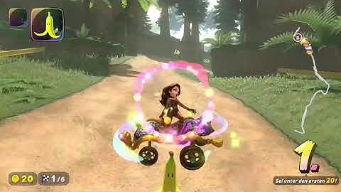 How to DODGE A RED SHELL WITH A FEATHER in #mariokartworld