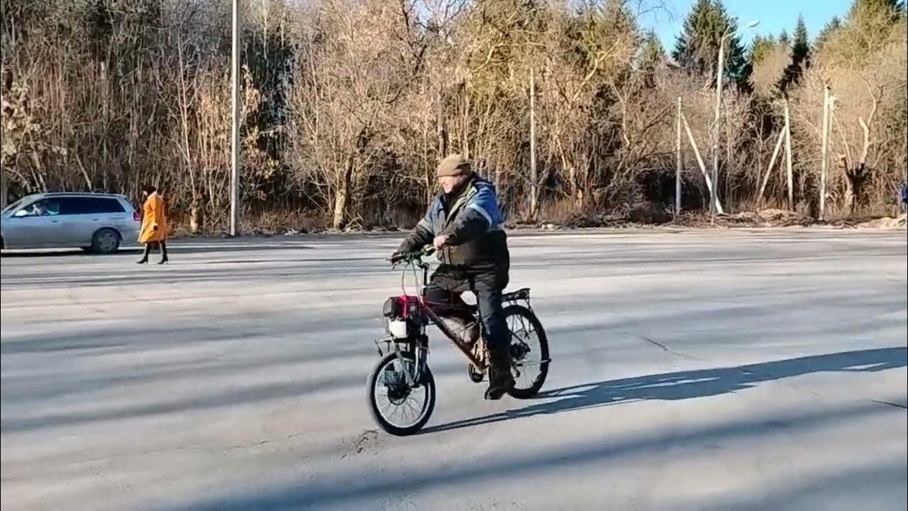 Велосипед с моторчиком - YouTube