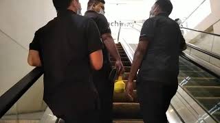 Jb city square hitachi escalator