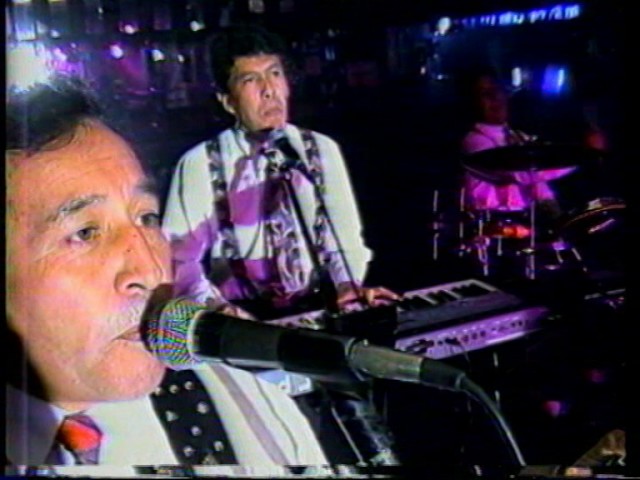 Watch Los Tigres Bolivia - Cinco latinos on YouTube Watch Los Tigres Bolivia - Cinco latinos on YouTube