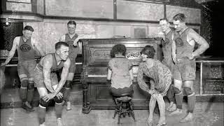 Arthur Gibbs &amp; His Gang - The Charleston 1923 &quot;Runnin&#39; Wild&quot; 1st Recording