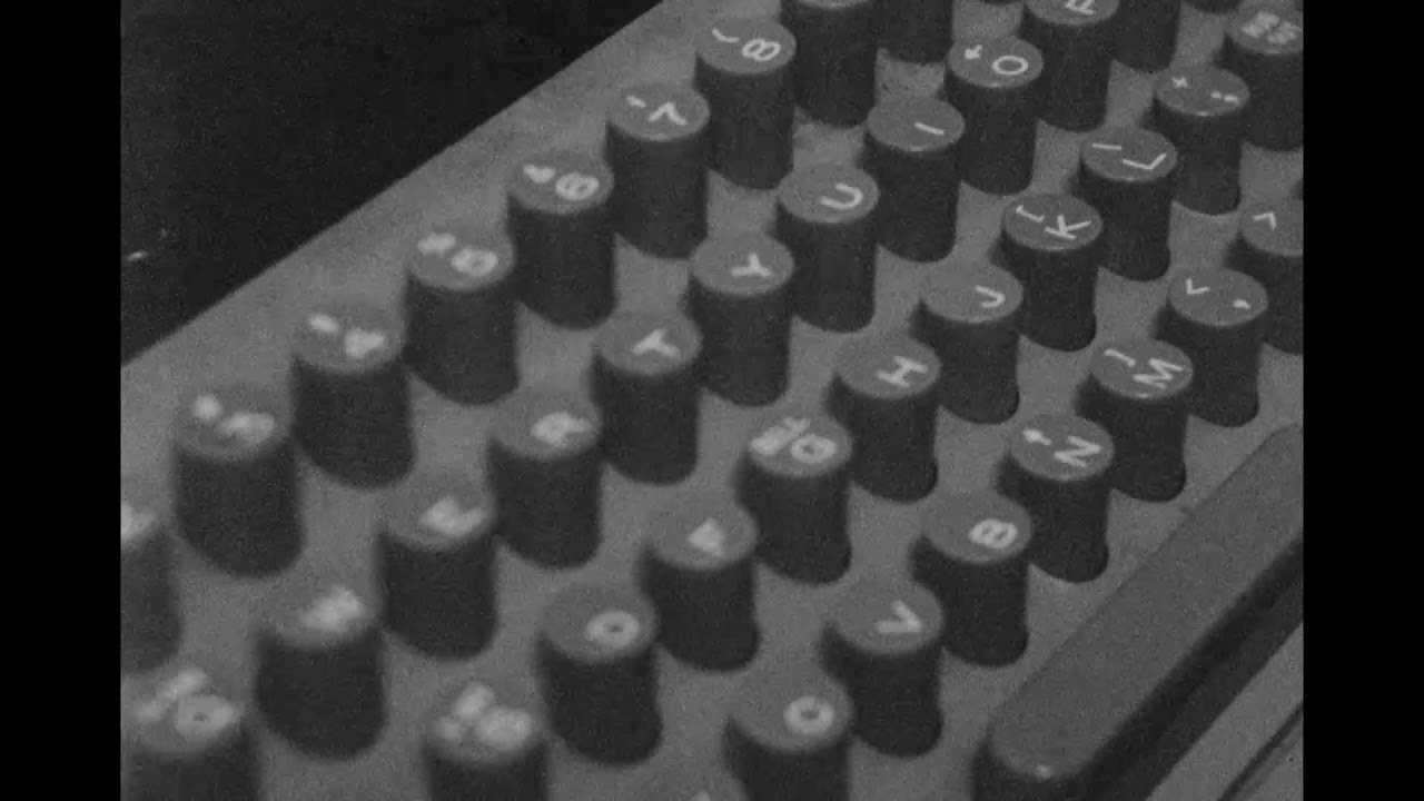Time Sharing Demonstration ASR33 Teletype 1972 - Dialcom - YouTube