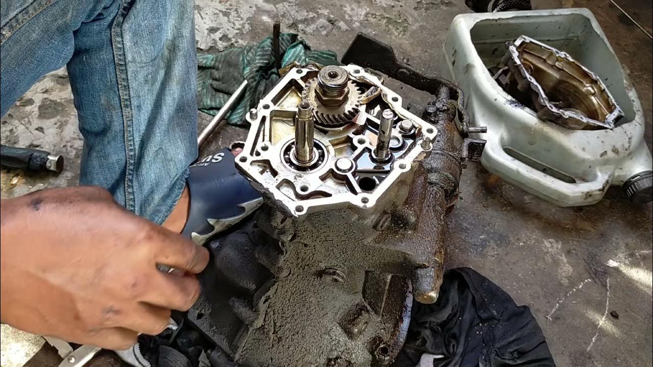 produa kancil tukar level gear seal(part 1) YouTube
