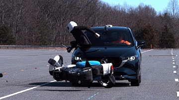 IIHS calls for better front crash prevention systems with new test program