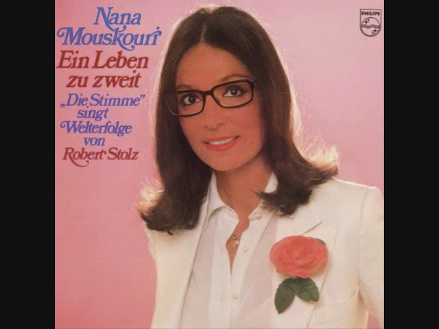 Nana Mouskouri - Vor meinem Vaterhaus steht ein