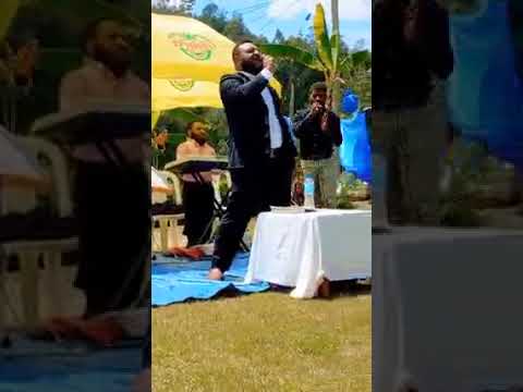 Enga Gospel Song By Apostle Solomon Usikini During A Funeral Service