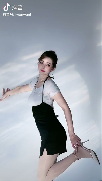 SEXY!CHINESE SEXY GIRL SO FUCKING SEXY!