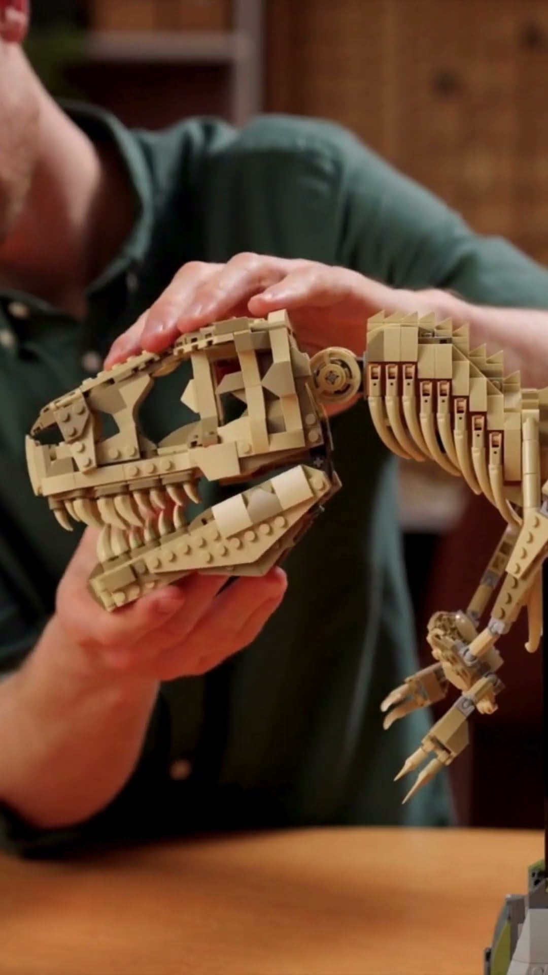 戦隊ヒーロー 武器 ディテール豊か LEGO 76968 T-Rex Skelet - YouTube