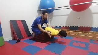 تمرين تقوية عضلات الظهر باستخدام المثلث(Back exercise by wedge) مركز مصر للعلاج الطبيعي المكثف