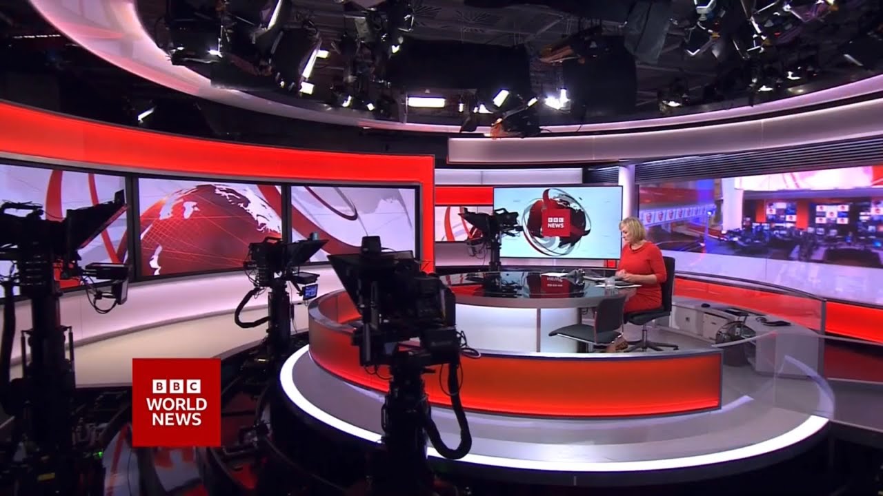 BBC News Blooper - No camera movement + screen error (22 October 2022)