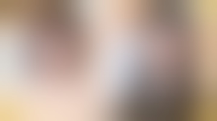 高橋ひかる、ノースリーブですらり腕出し　井本彩花は透け感ワンピで美肌チラリ　「第6回黒髪大賞」に出席