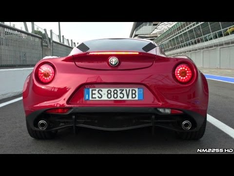 alfa-romeo-4c-sound---start,-rev-and-accelerations!