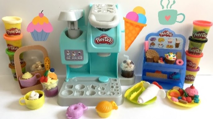 Play-Doh Kitchen Creations Rising Cake Oven Playset 5010993839438