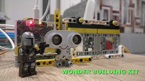 Microbit - Automatic Doors Project (with Lego Mandalorian)