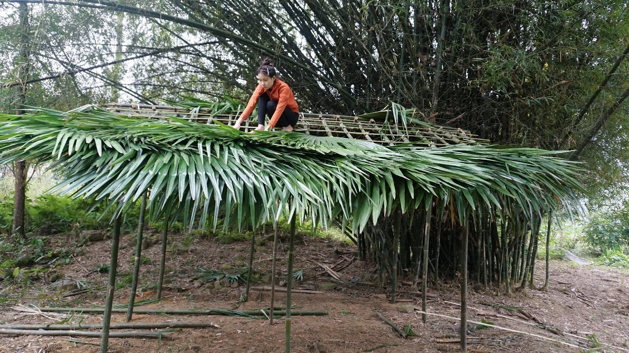 30 Days Construction Journey - 17 Year Old Girl Builds A Bamboo House Alone & Builds A New Life