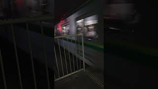東京メトロ16000系発車
