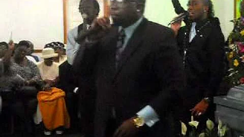 Robert Copeland sings @ Sisters Funeral