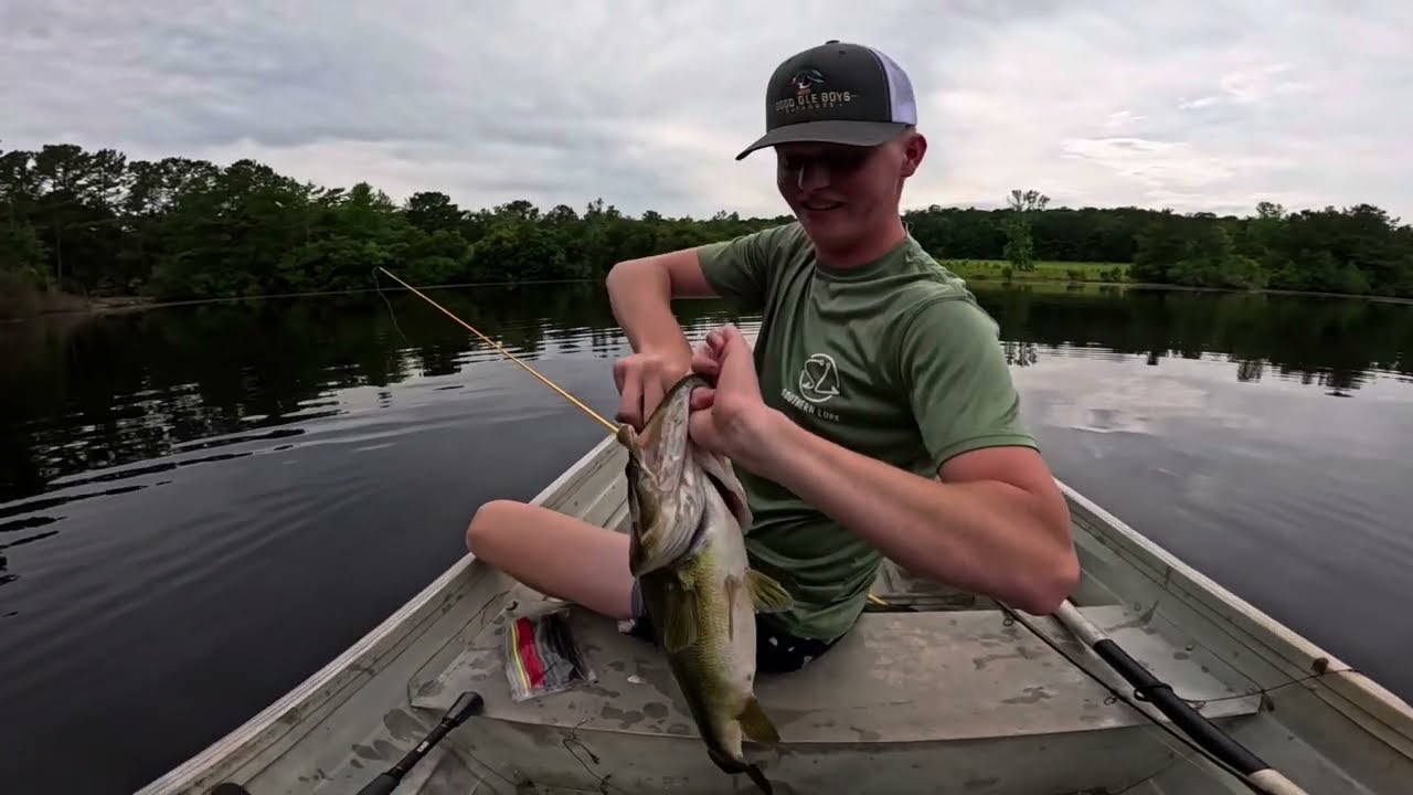 Bass Fishing With College Bass Fisherman Justin Jones !