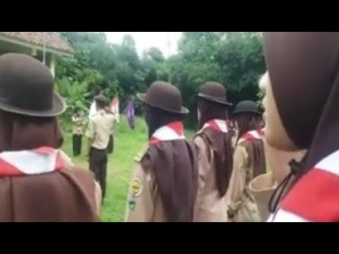 melaksanakan-kegiatan-pramuka