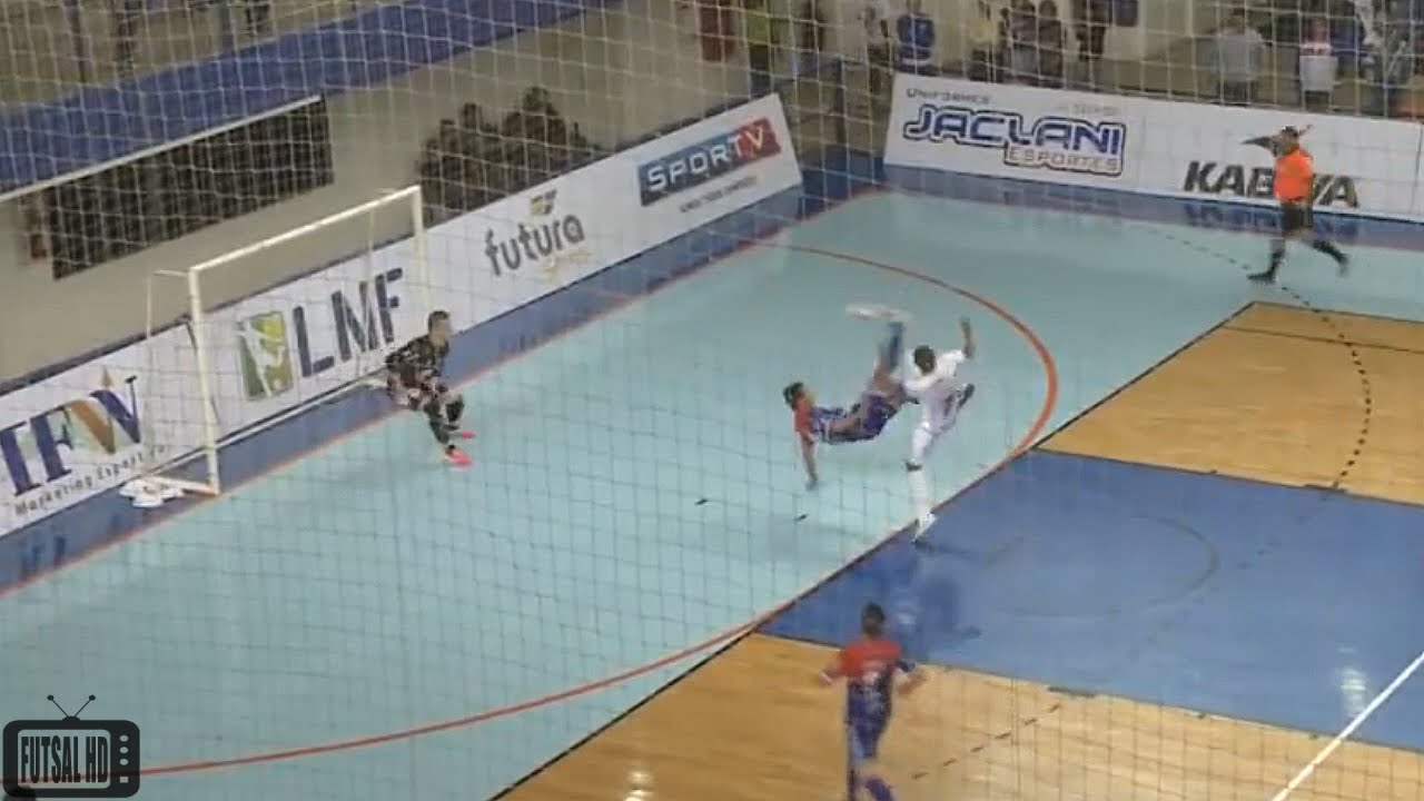 GOLAÇO DE BICICLETA | BICYCLE KICK GOAL FUTSAL - Bipe Fernandes do ALAF Futsal futsal academy