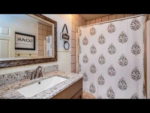 1319 Lynne Dr, Adel, IA home video tour