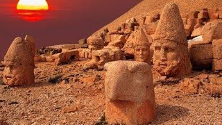 Nemrut Dağı Tümülüsü - Nemrut Mountain