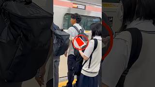 Why Japanese Students Use a Red Plastic Sheet in Books