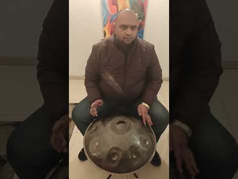 Wait till the end. Drifting into a moment of calm, one note at a time. ✨🎶 #shorts #ravvigya #handpan