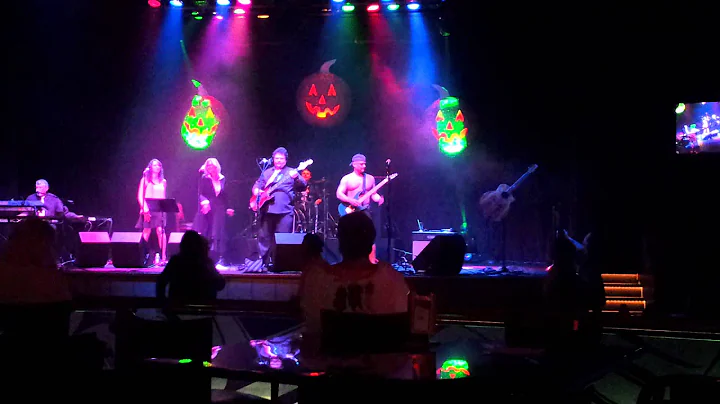 Blind Floyd's lead guitar player David Hefner give...