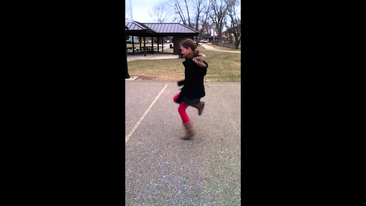 little girl doing The Jerk - YouTube