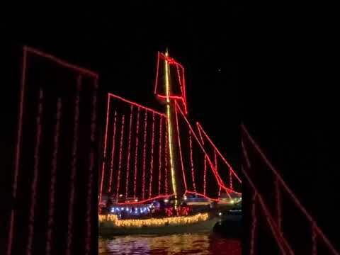 Video: Newport Beach Noel Tekne Geçit Töreni: Eksiksiz Kılavuz