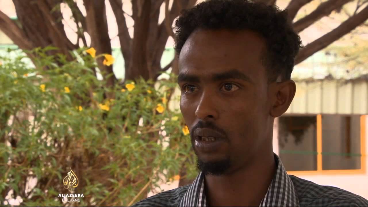 يخاطر الشباب الصوماليون بحياتهم بحثاً عن السعادة