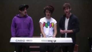 The Midnight Beast - Friends For Never (FlyTV)