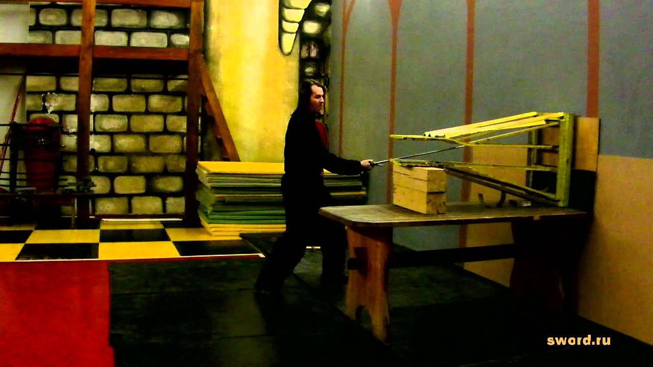 Удары полутораручным мечом с одной руки dual swords albion online