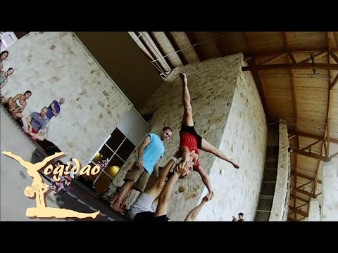 Cara Acro Yoga - Bintang Pose